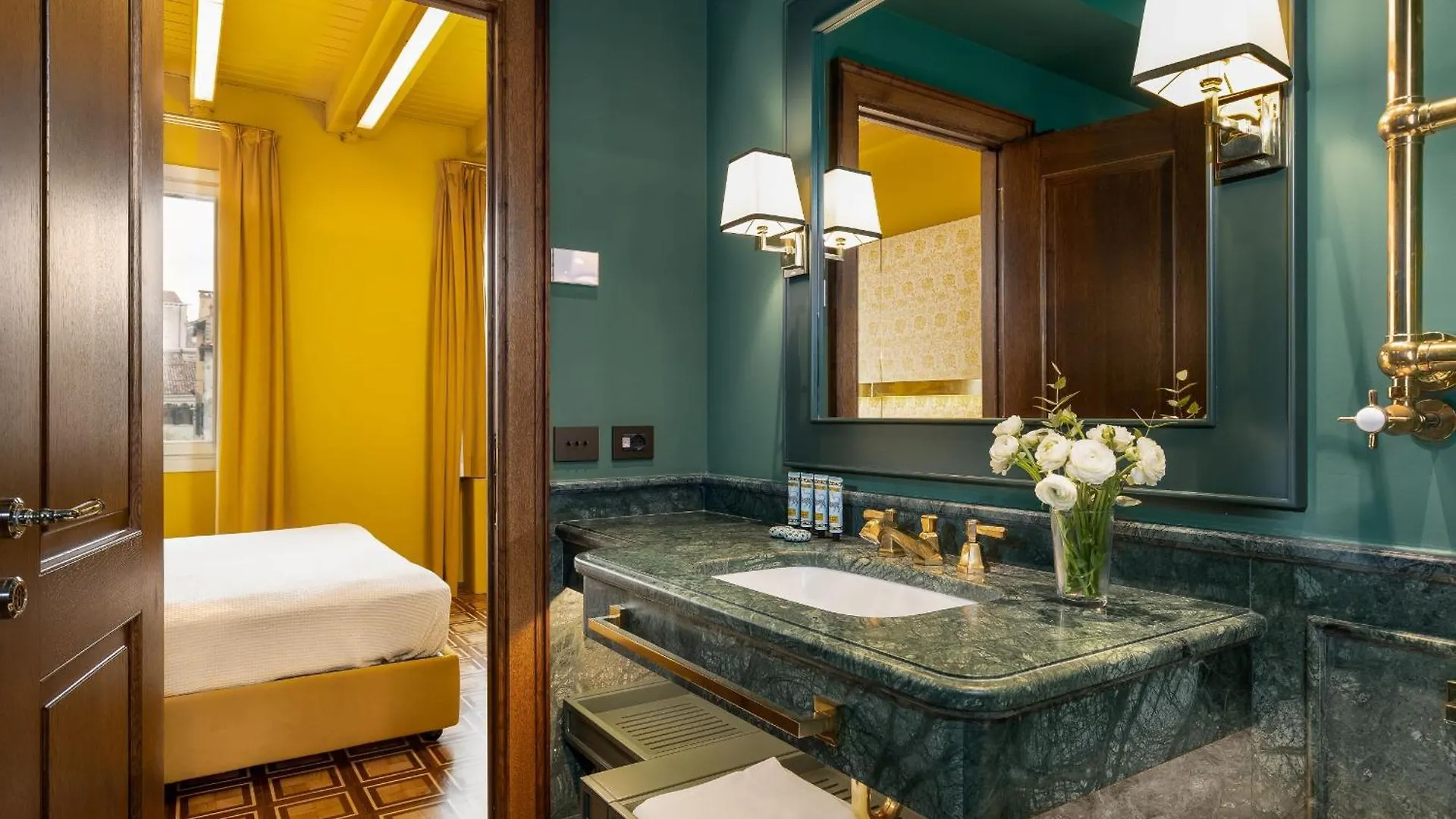 Apartment Dimora San Trovaso Enchanting Four-Bedrooms Venice